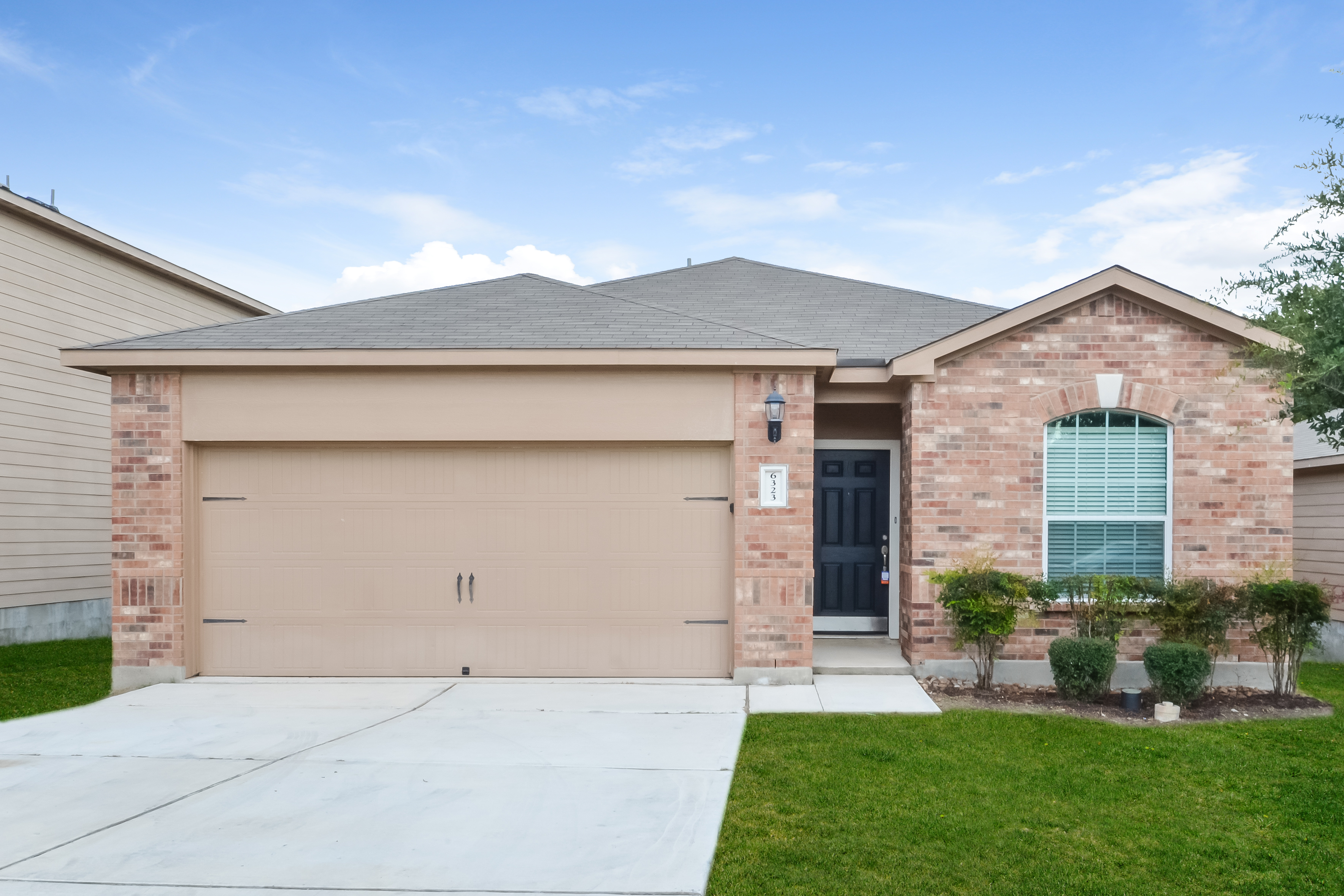 6323 Sinclair Rd San Antonio, TX 78222